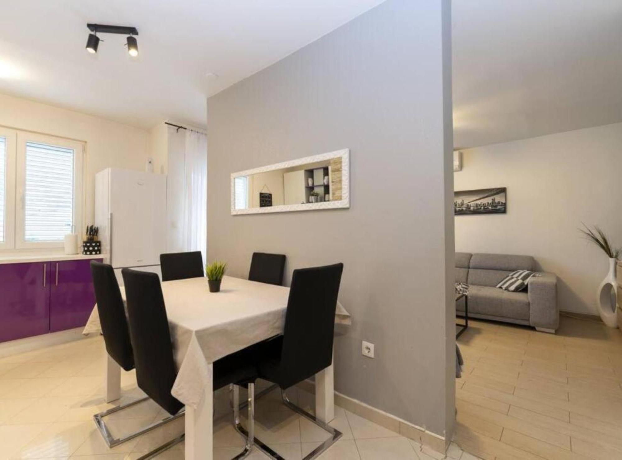 Zrmanja Canyon Apartment 奥布罗瓦茨 外观 照片